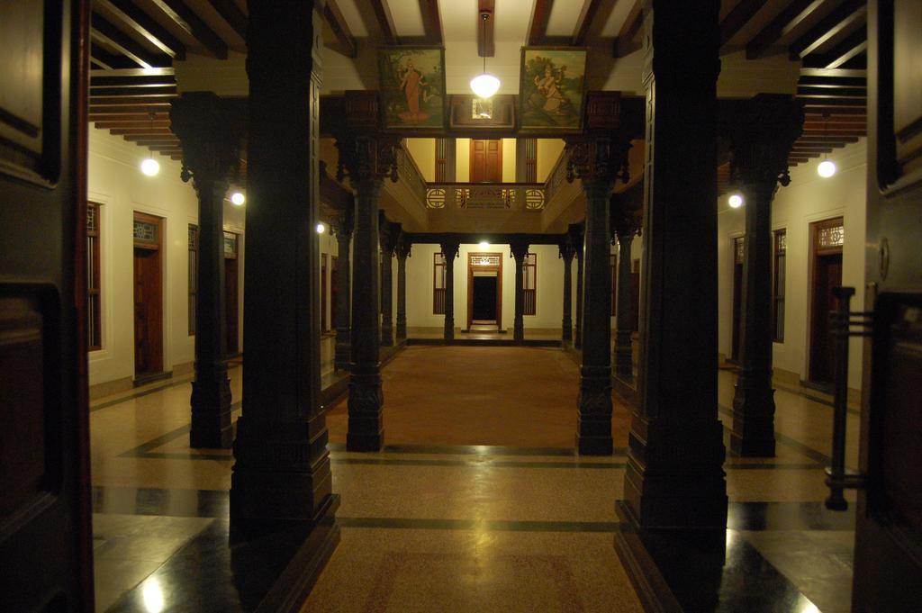 Visalam Chettinad Palace - A Cgh Earth Experience Kānādukāttān Exterior foto
